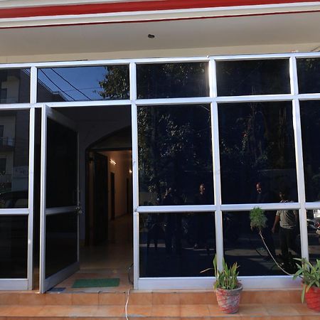 Anmol Residency Dehradun Hotel Екстериор снимка