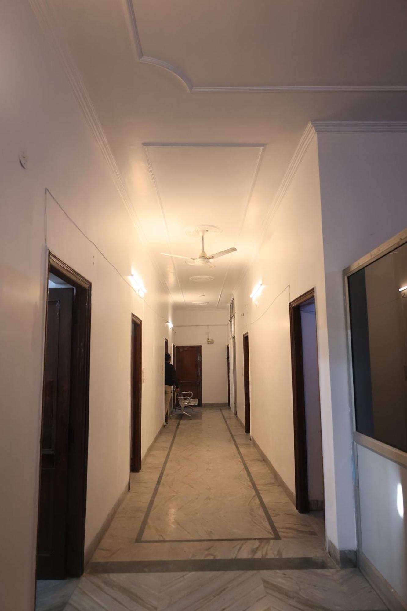 Anmol Residency Dehradun Hotel Екстериор снимка