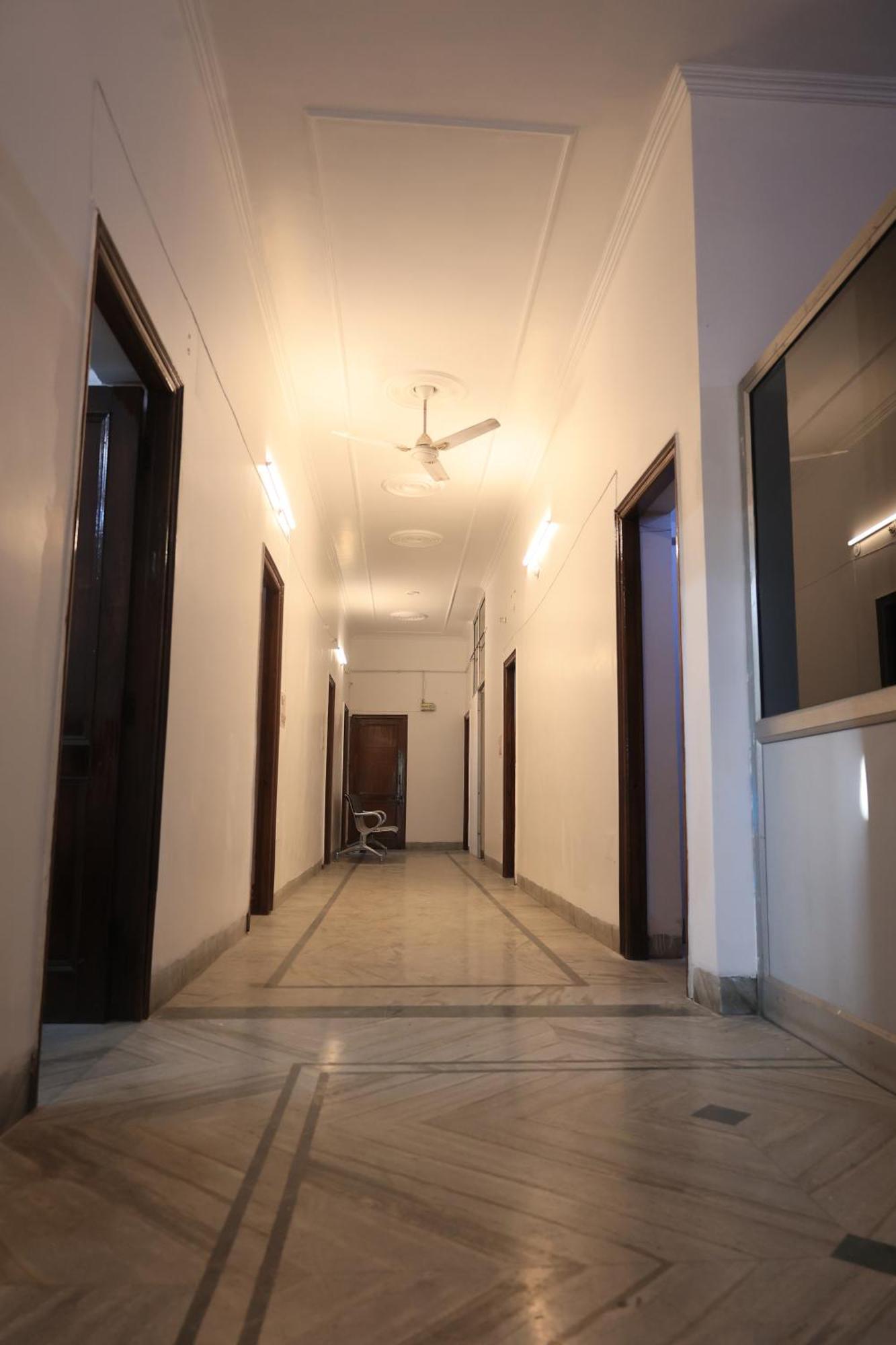 Anmol Residency Dehradun Hotel Екстериор снимка
